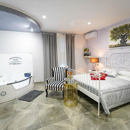 Piedigrotta Magique Luxury Bed & Breakfast Pizzo  Luaran gambar